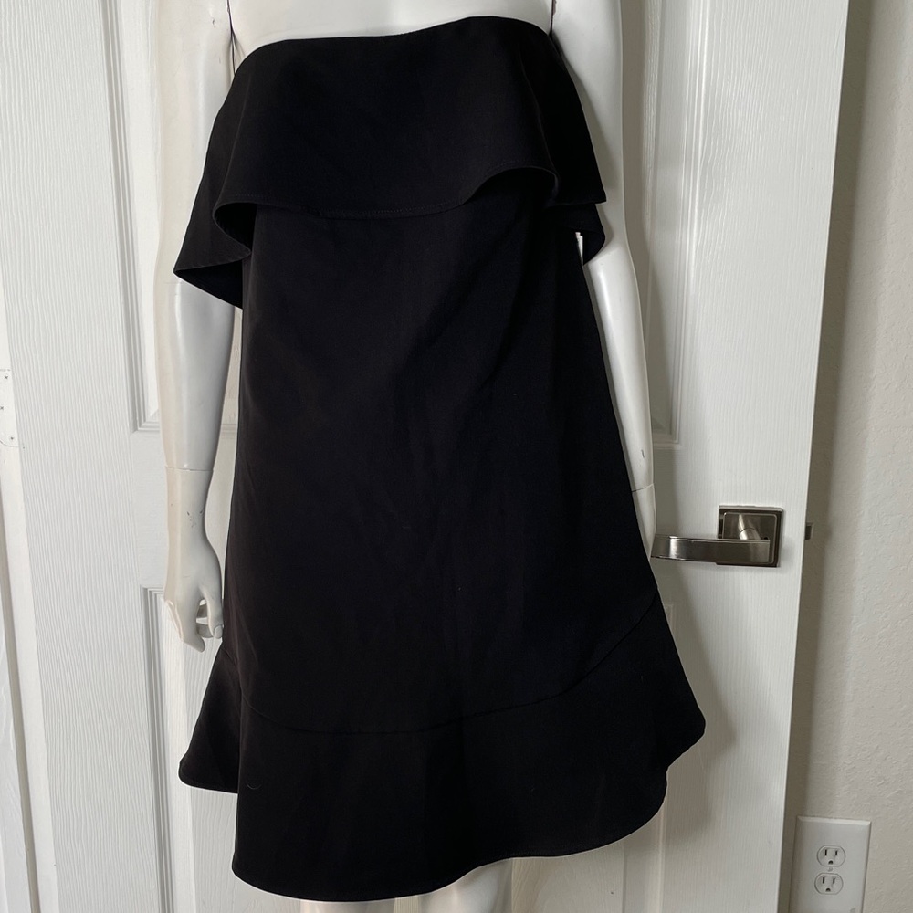 NWT Aqua Ruffle Strapless Mini Dress